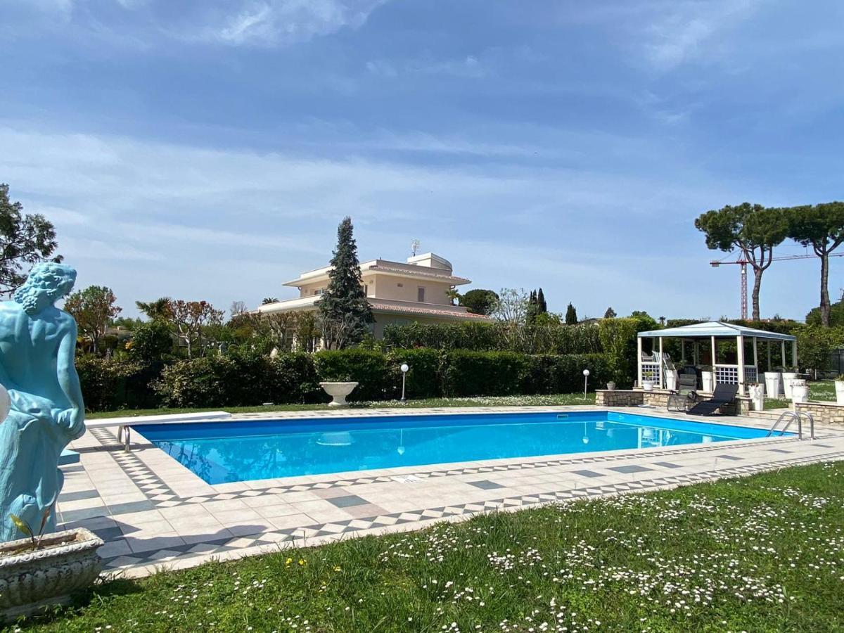 La Dolce Vita - Private Villa With Pool Moniga del Garda Екстериор снимка