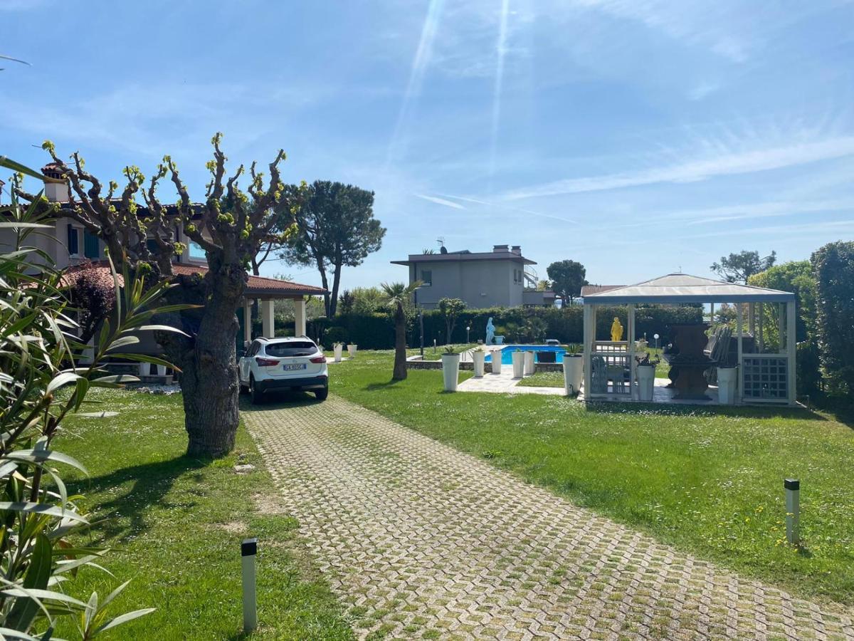 La Dolce Vita - Private Villa With Pool Moniga del Garda Екстериор снимка