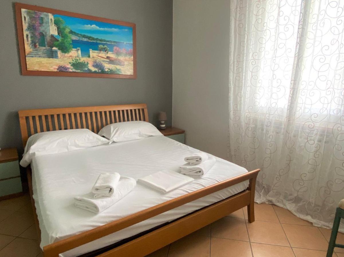 La Dolce Vita - Private Villa With Pool Moniga del Garda Екстериор снимка